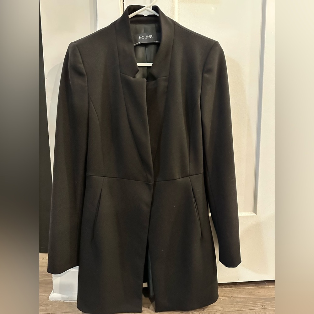 Zara Classic Black Blazer